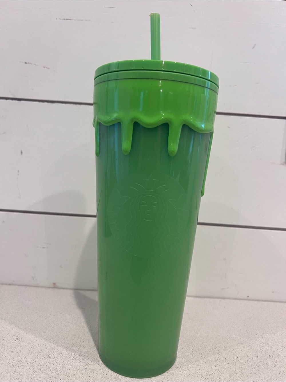Starbucks Green Slime Plastic Tapered Tumbler 710 mL Cold Cup w/ Lid & Straw